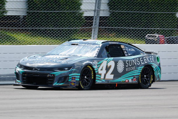 Should Legacy Motor Club Replace Noah Gragson?