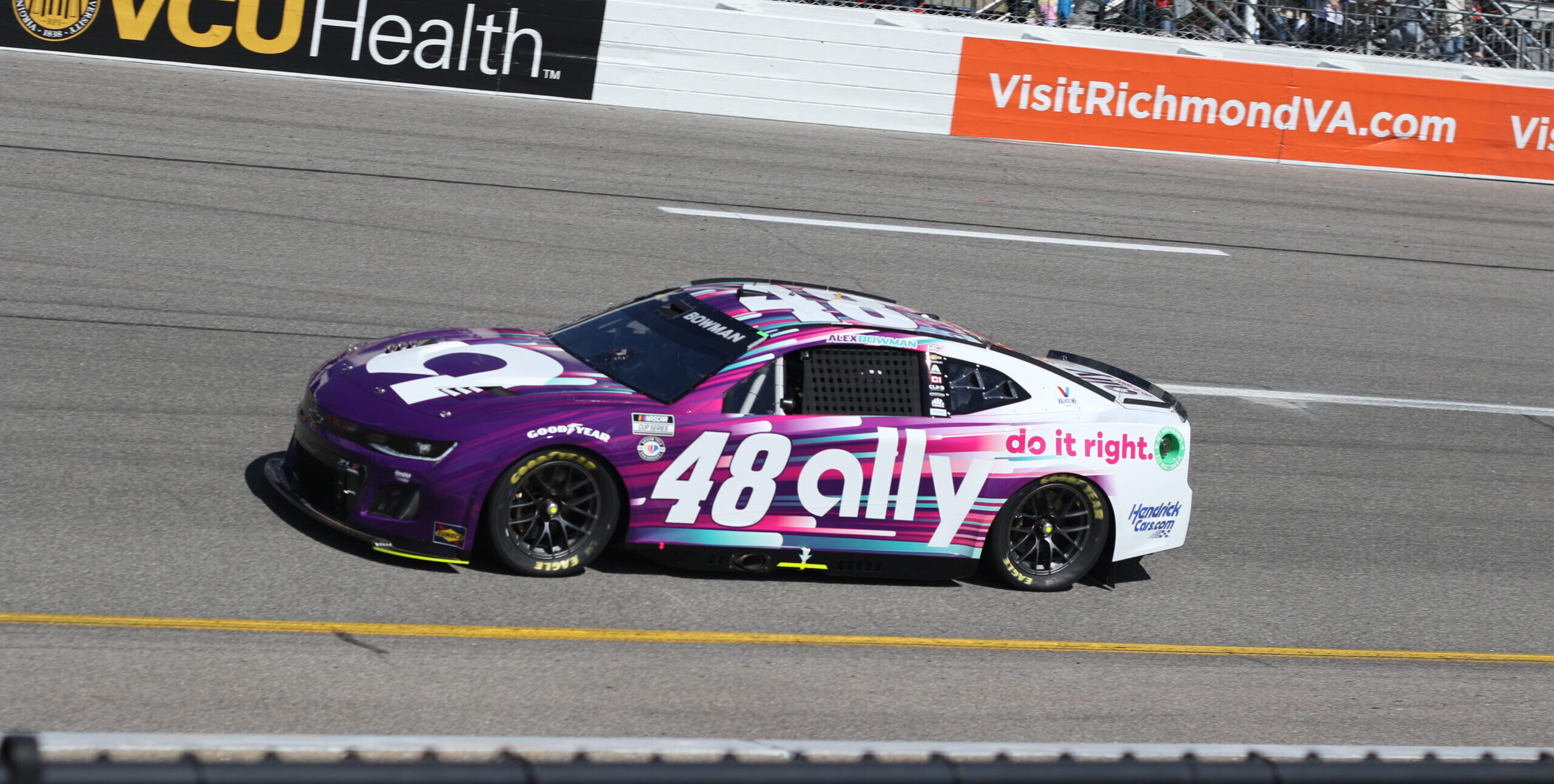 Alex Bowman driving during the 2023 Richmond weekend