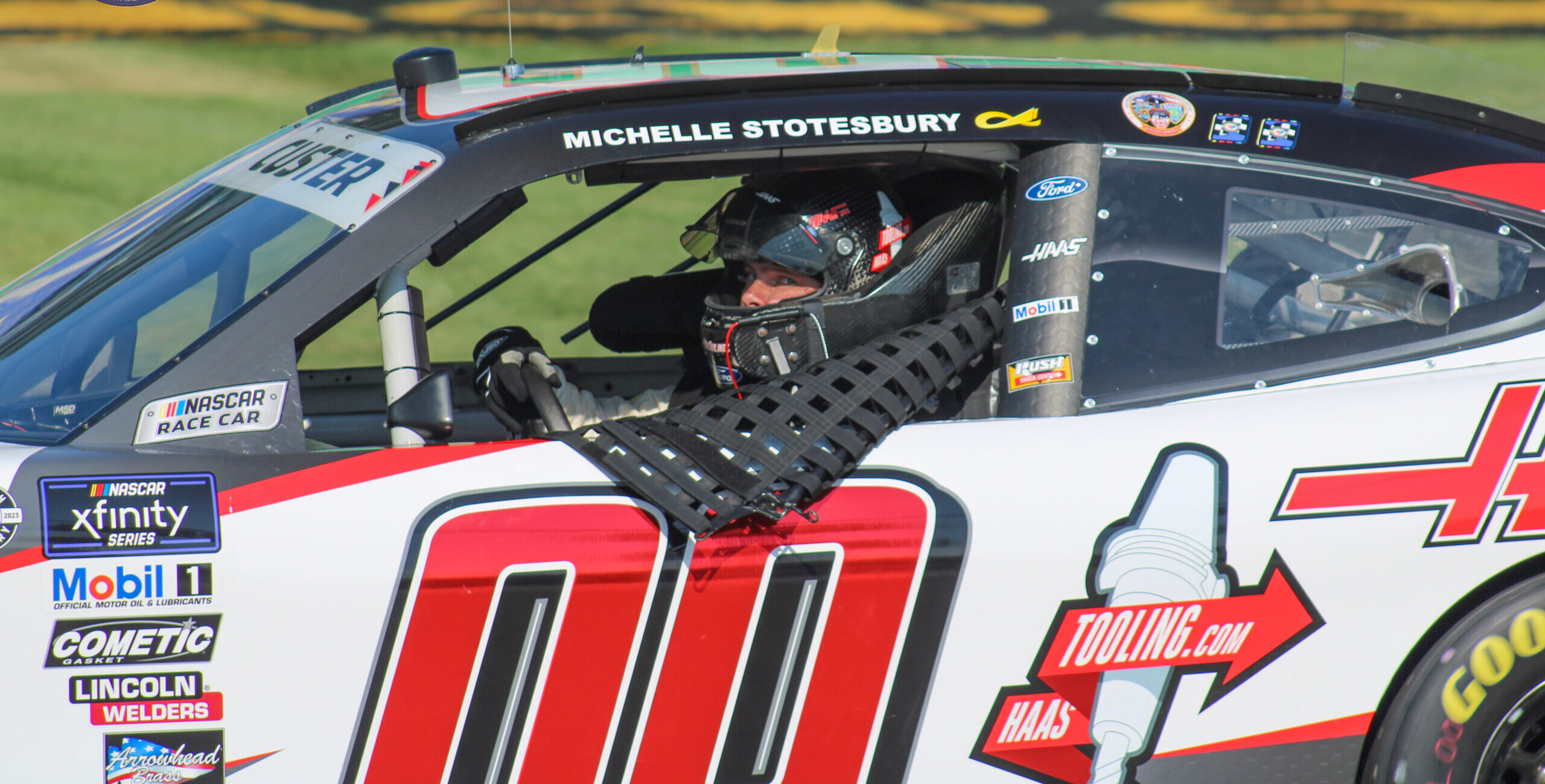 Cole Custer waits to go qualify for the Fall Kansas Xfinity race