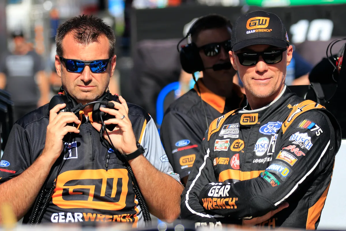 Driver Fans Versus Team Fans