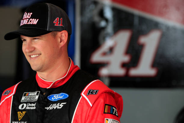 Days to Daytona: #41 Stewart-Haas - Ryan Preece