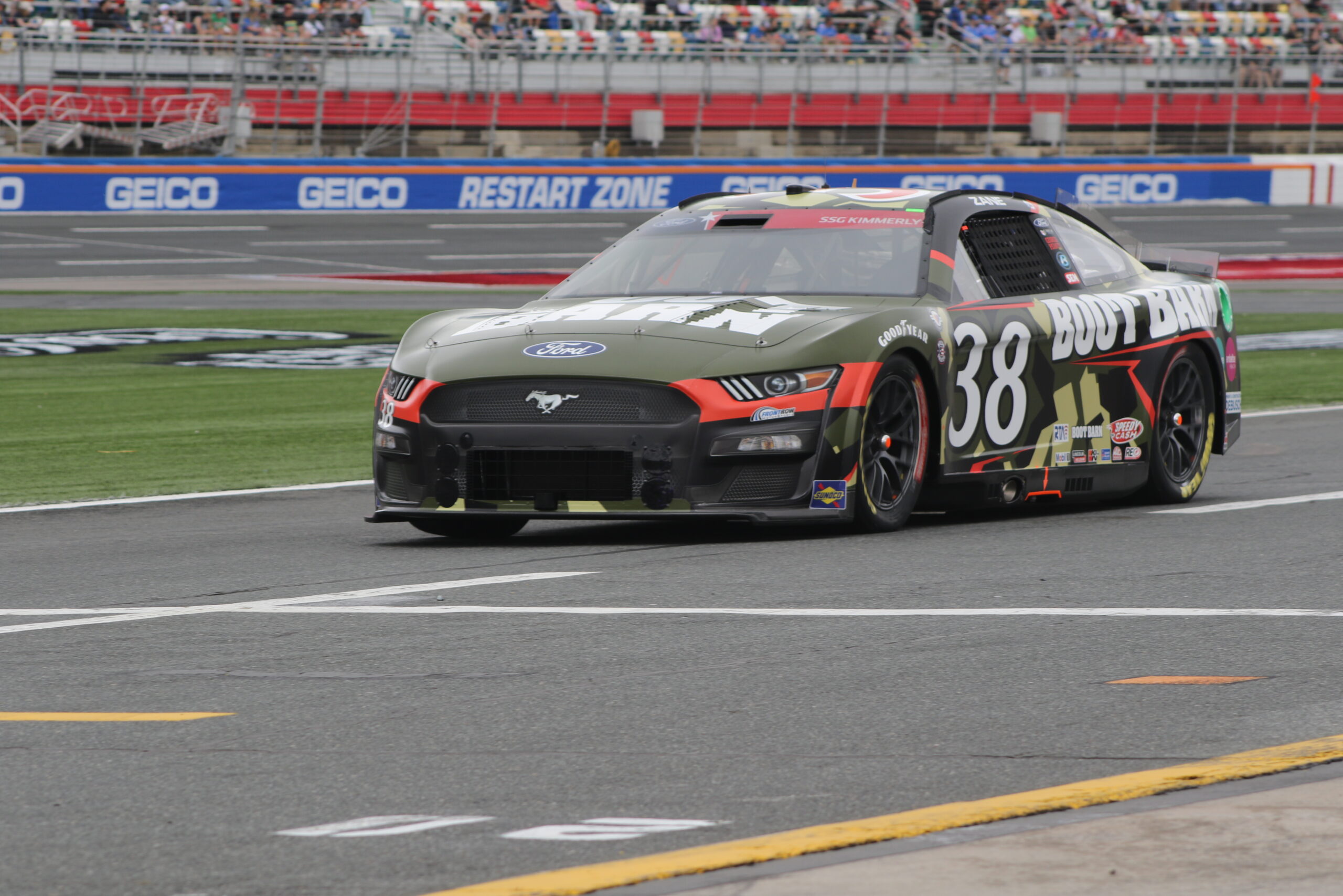 Days to Daytona: #38 Front Row Motorsports Car