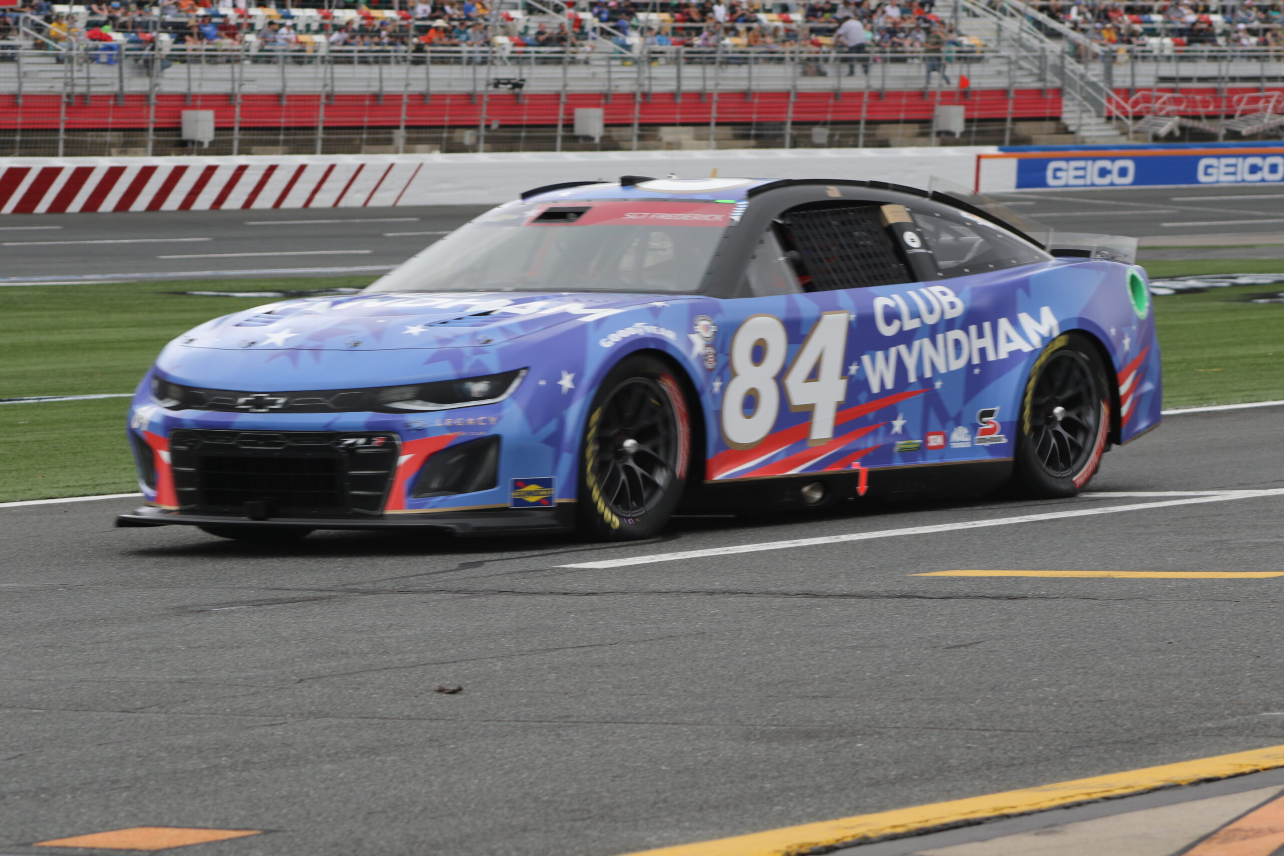 Days to Daytona: Non-Chartered Teams - LMC