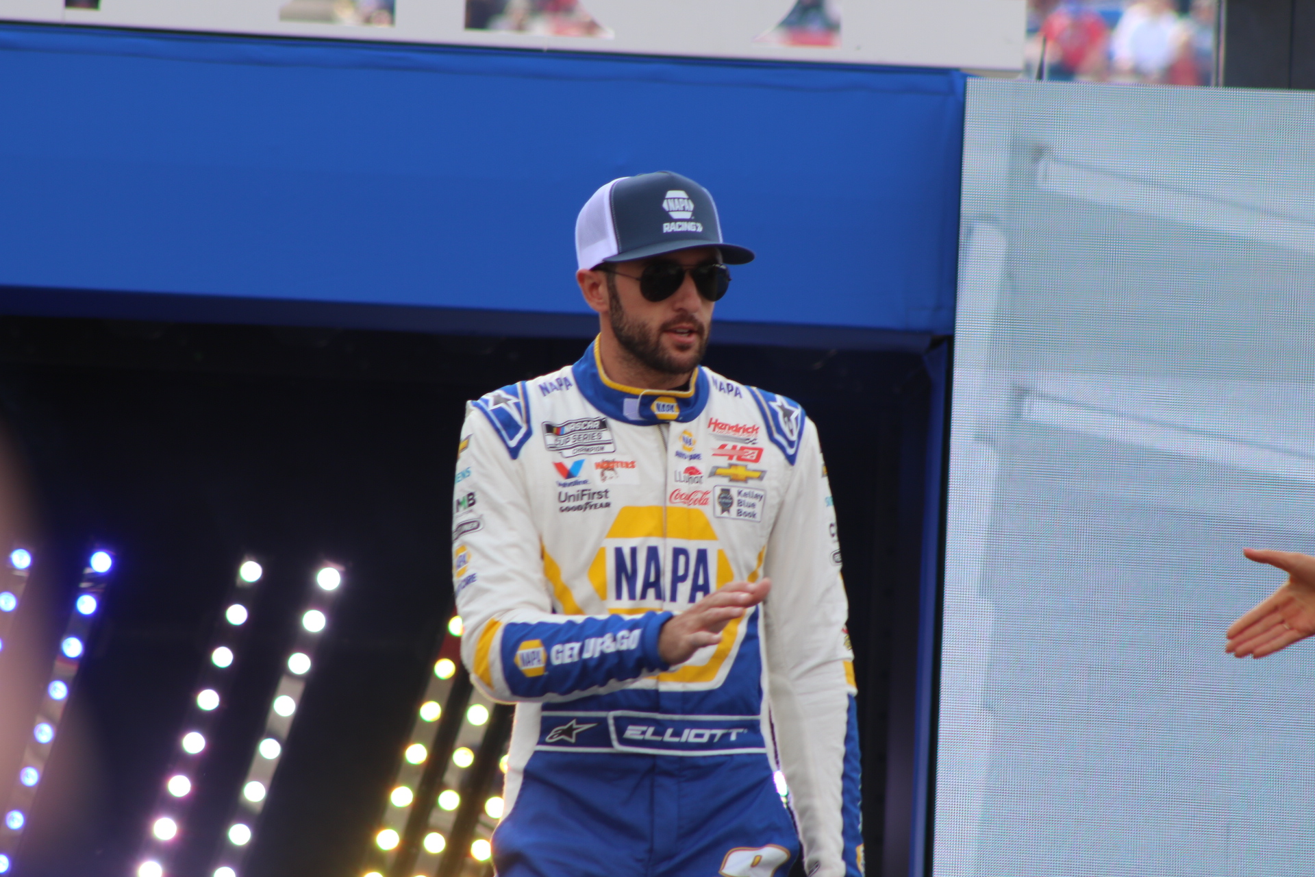 Predictions: COTA - Chase Elliott