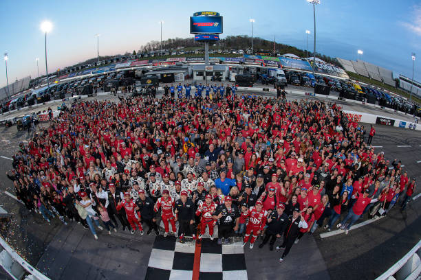 Overreaction Monday: Spring Martinsville - Hendrick Wins