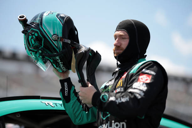 Predictions: Indianapolis - Reddick