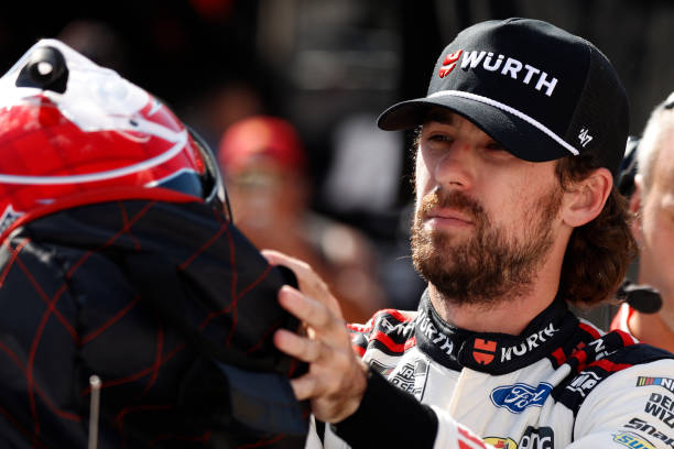 Watch: Hollywood Casino 400 - Blaney