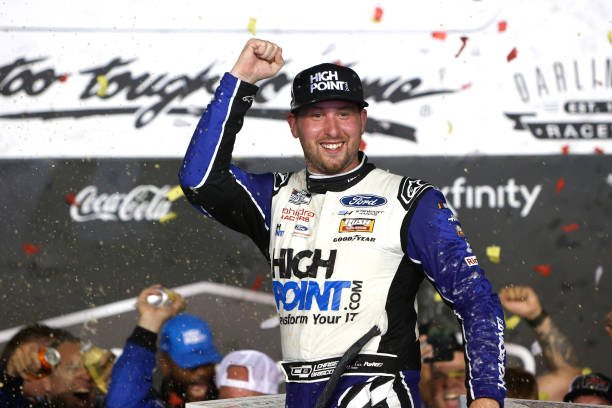 Watch: Quaker State 400 - Briscoe