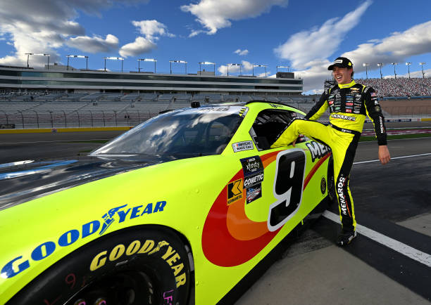 Predictions: Playoff Las Vegas - Jones