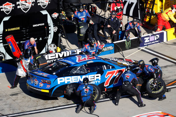 Days to Daytona: Spire Motorsports #77 - Team