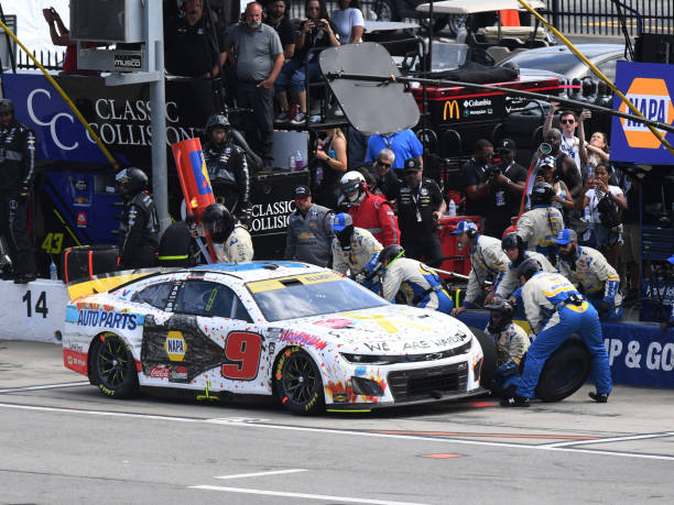 Days to Daytona: Hendrick Motorsports #9 - Team