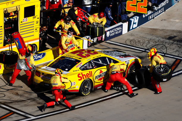 Days to Daytona: Team Penske #22