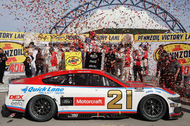 Josh Berry in Victory Lane
